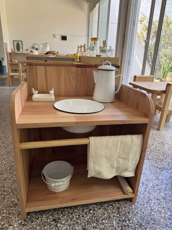 Mueble para lavado de manos y uñas - Imagen 3